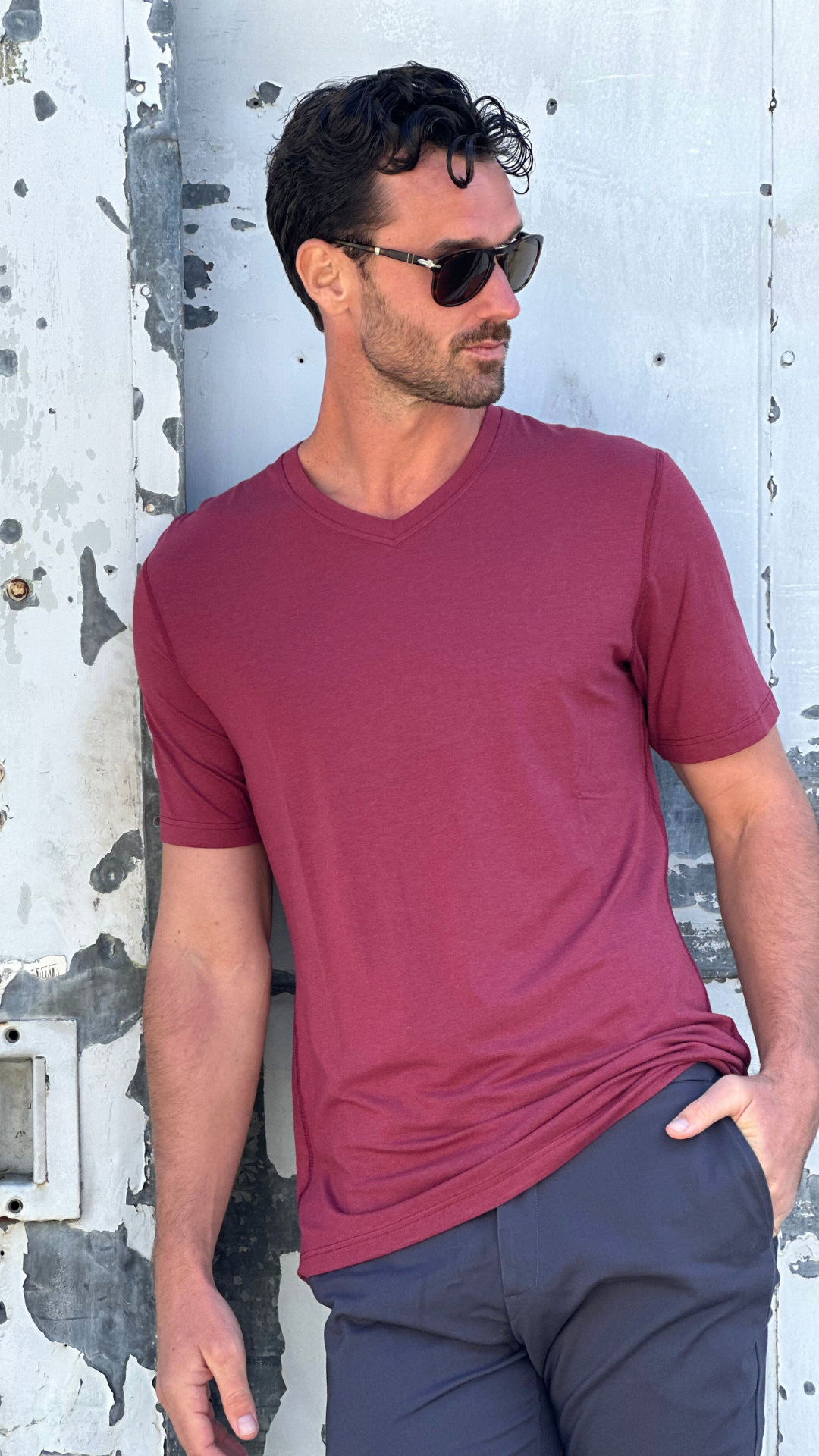 Paul Marlow is wearing the Drake Bamobbo in Granville Island Melina Red