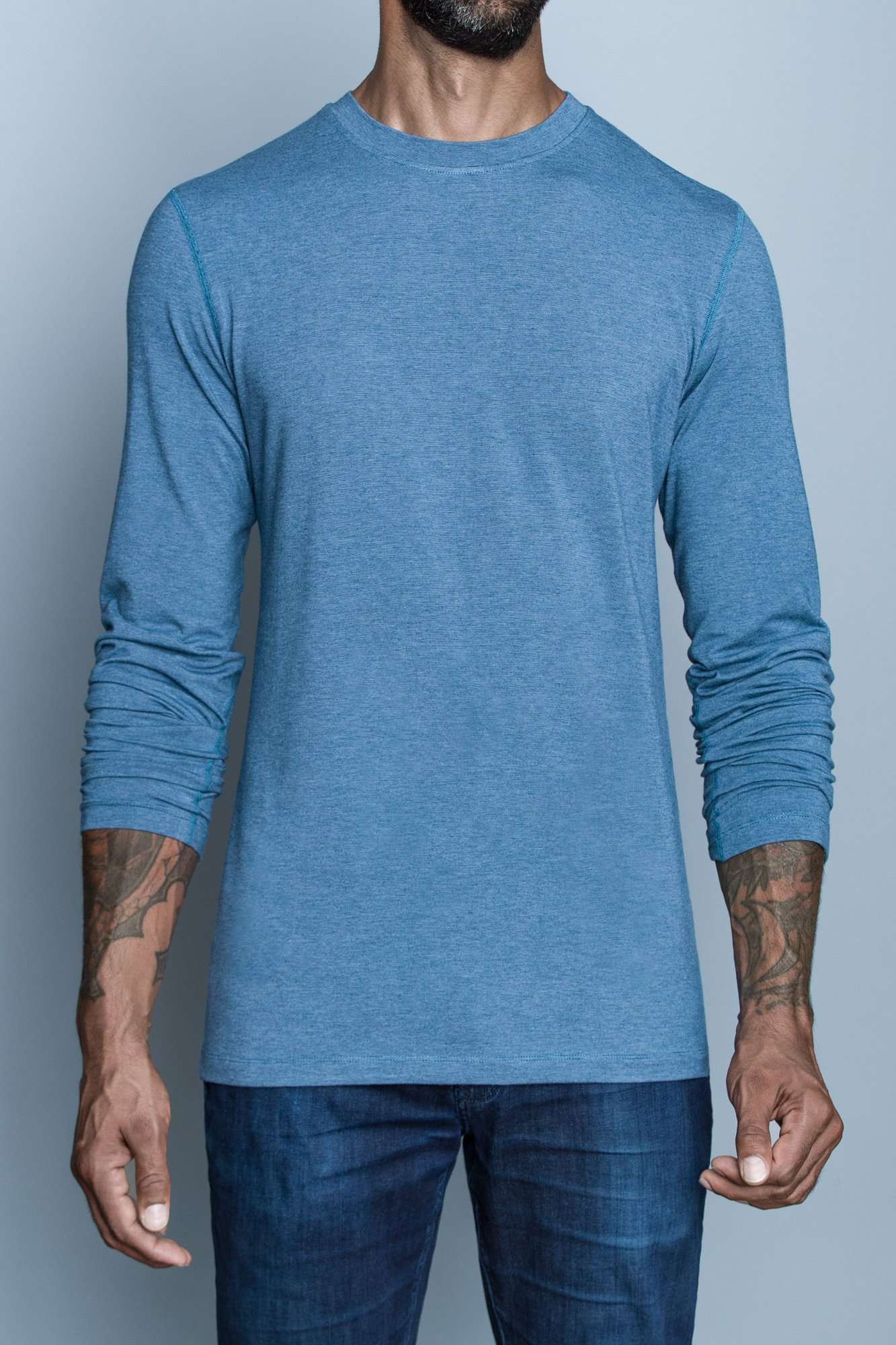 The Navas Lab Mac Microstripe long-sleeve shirt for tall guys in blue. The perfect tall slim shirt for tall and slim guys looking for style and comfort.