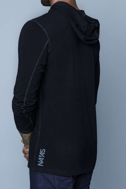 The Navas Lab Vasquez 2020 long-sleeve hooded shirt for tall guys in black. The perfect tall slim shirt for tall and slim guys looking for style and comfort.