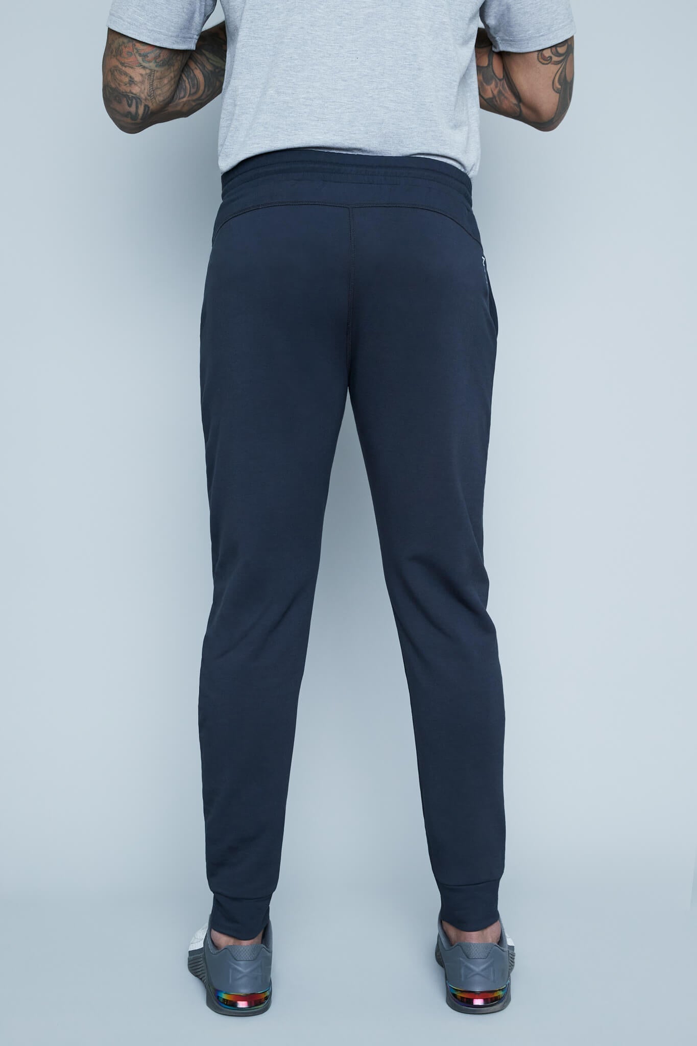 Pants for tall men in grey by Navas Lab. The perfect mens tall joggers for tall guys looking for style and comfort.