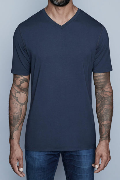 T shirts for tall men in grey by Navas Lab Apparel. Tall tees for tall mens for everyday use.